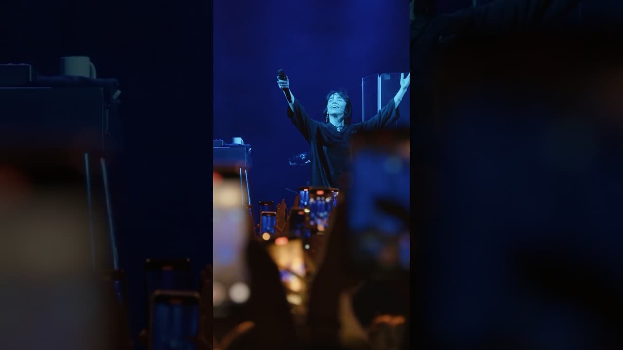 Watch Billie’s performance of “idontwannabeyouanymore” and “lovely” from Electric Ballroom, out now.