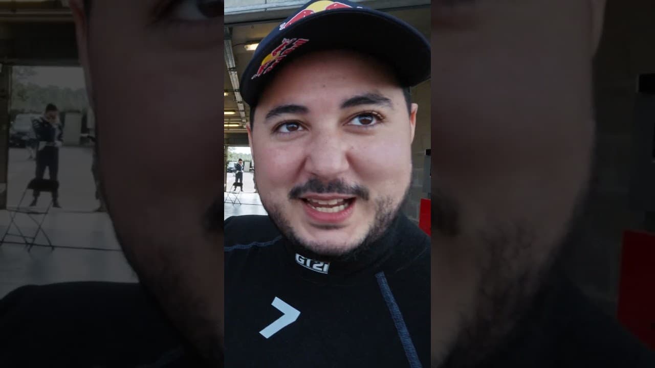 ÇA PARLE DANS MON DOS...