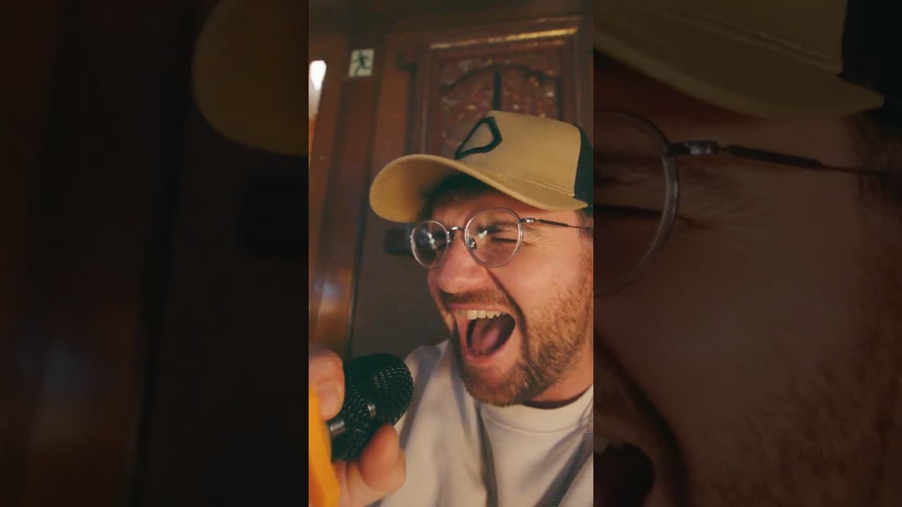 Un karaoké improbable dans un train ! 🎤🚅