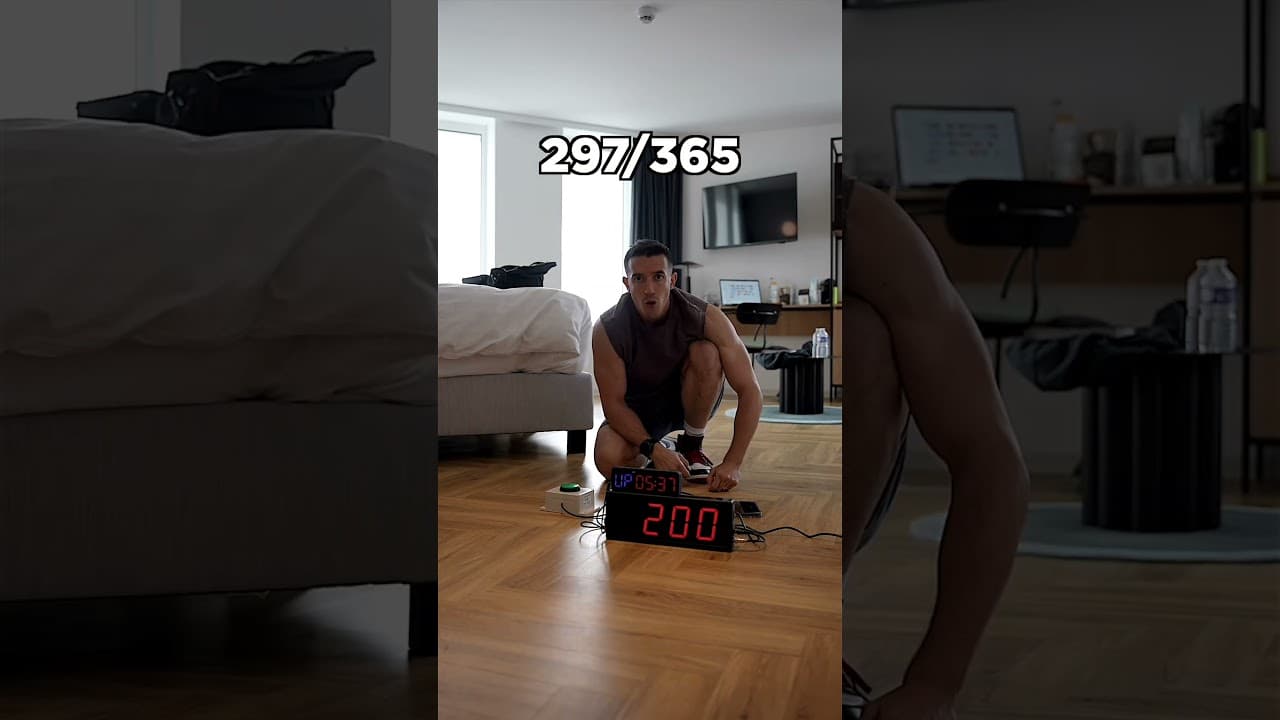 Day 297/365 One more push-up everyday for a whole year !! 😱