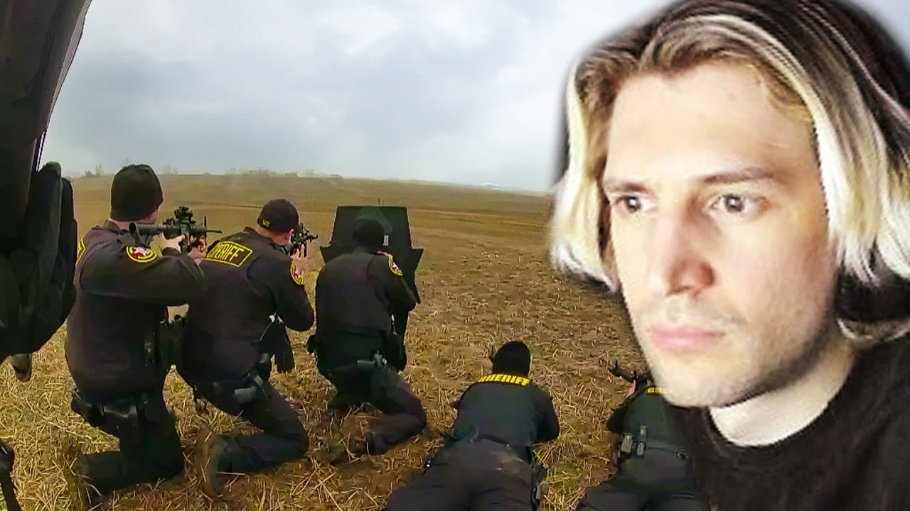 What Happens When You Try Killing a Cop | xQc Reacts