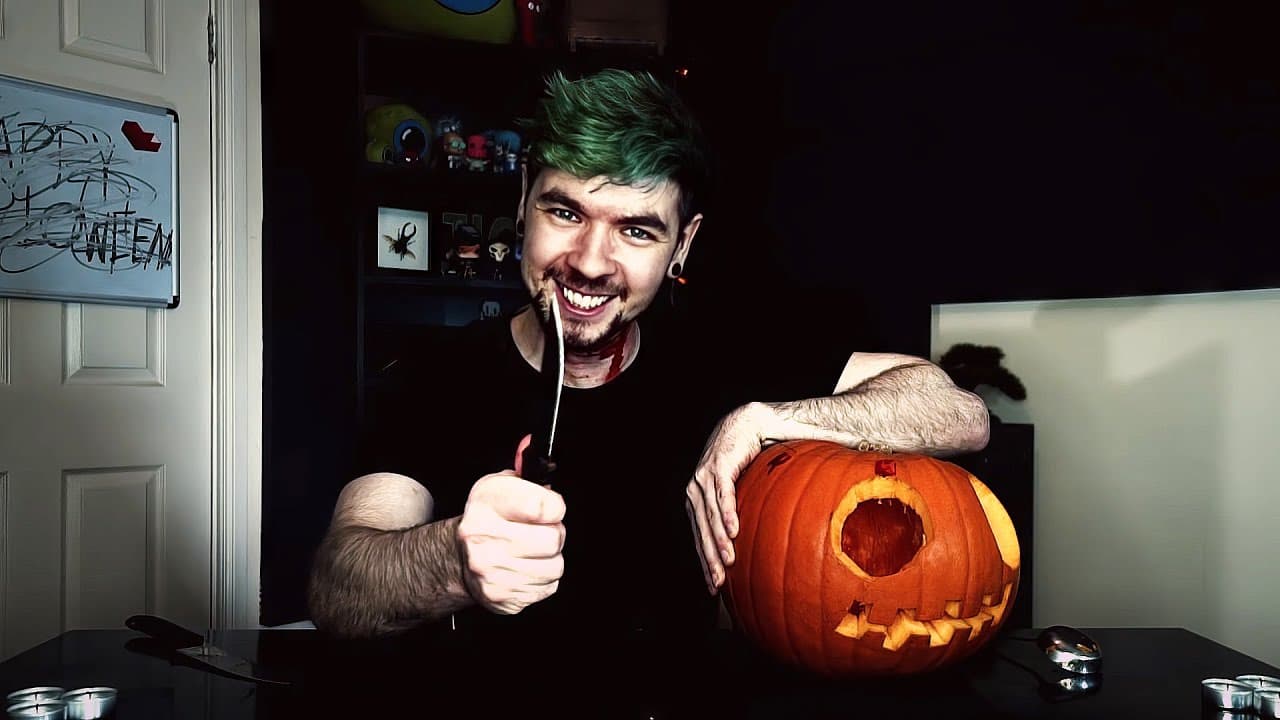 Reacting to my old content (CRINGE WARNING)