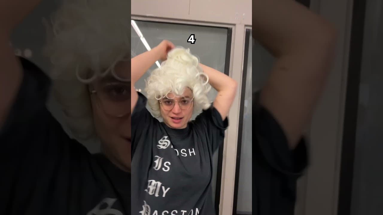 who ate in this wig?