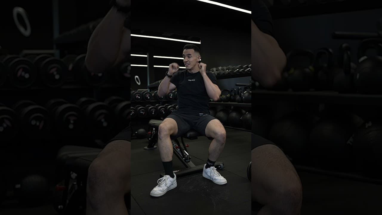 You forgot your pants ! 😱