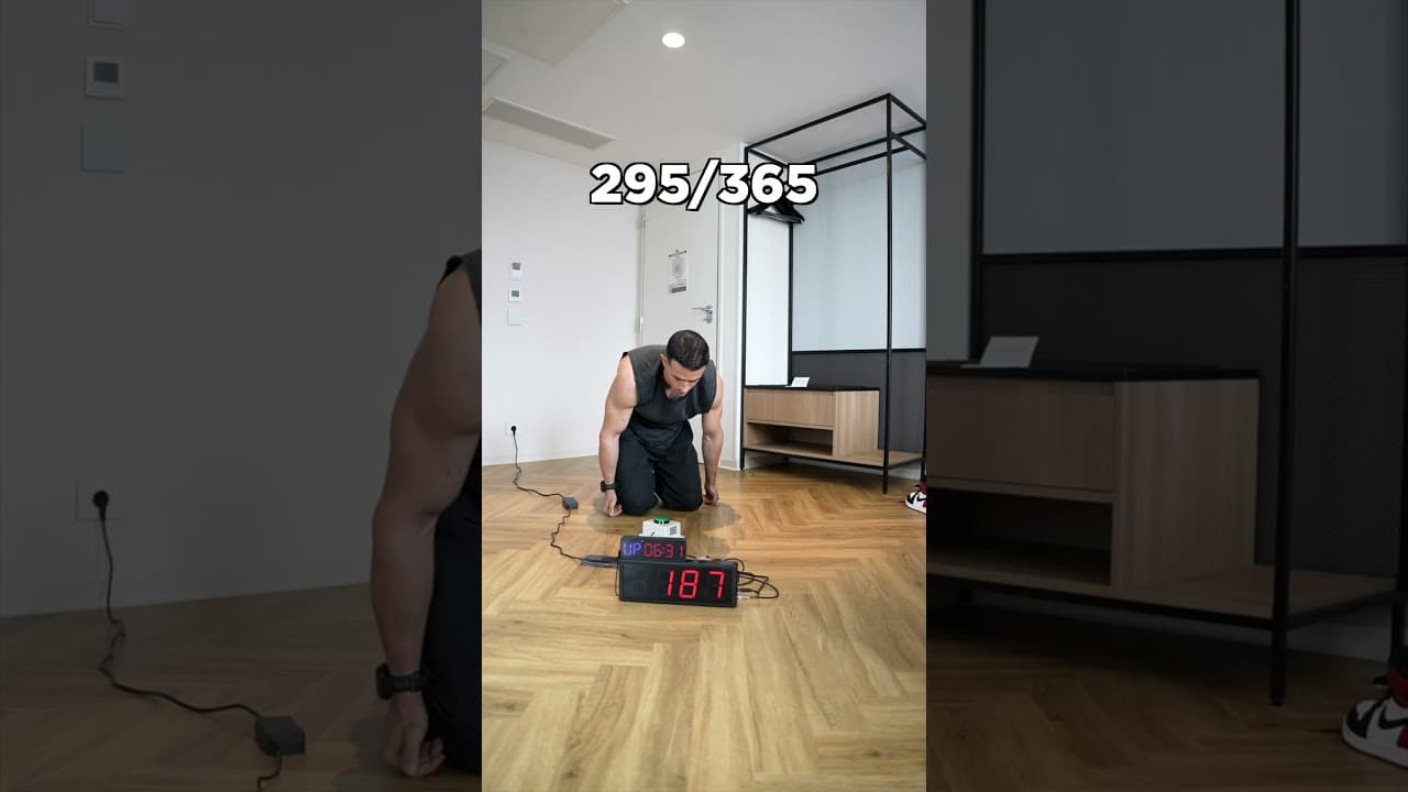 Day 295/365 One more push-up everyday for a whole year ! 🔥