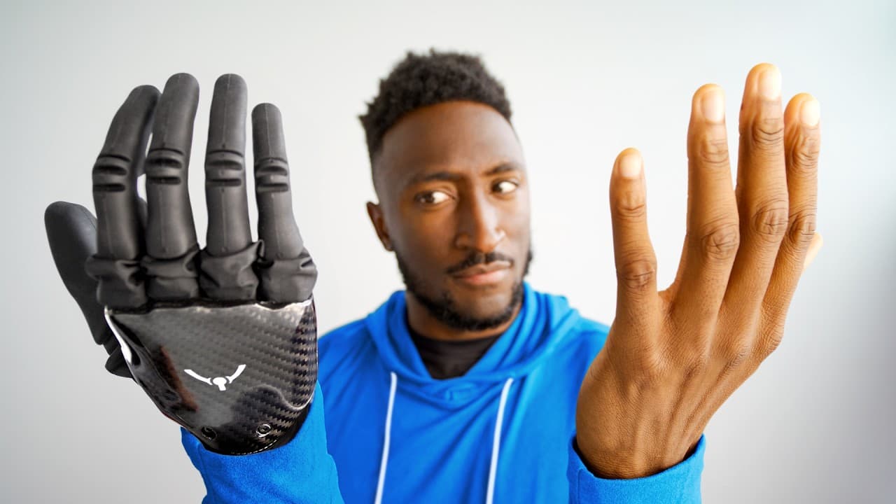 Reviewing a Bionic Hand!