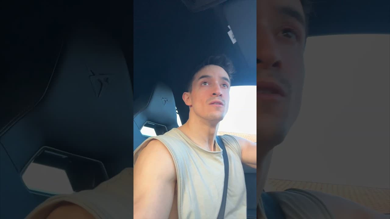 My car !! 😱😱😱