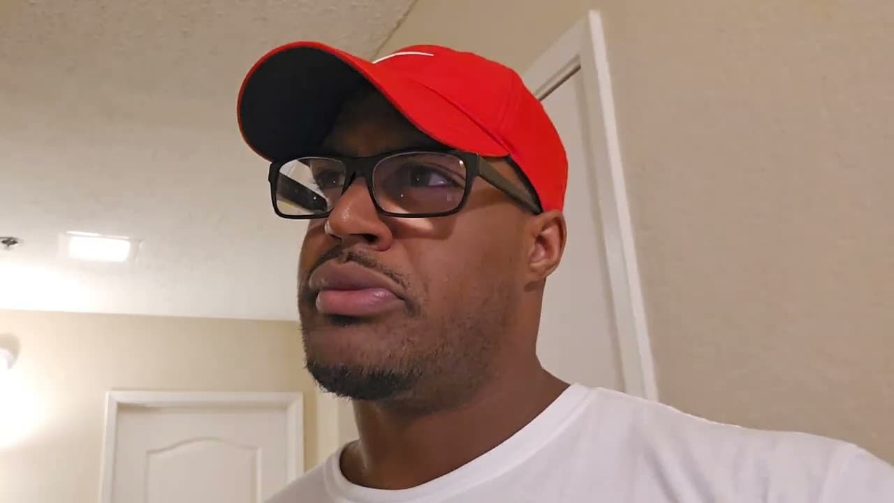 When Personal Trainers workout with Women