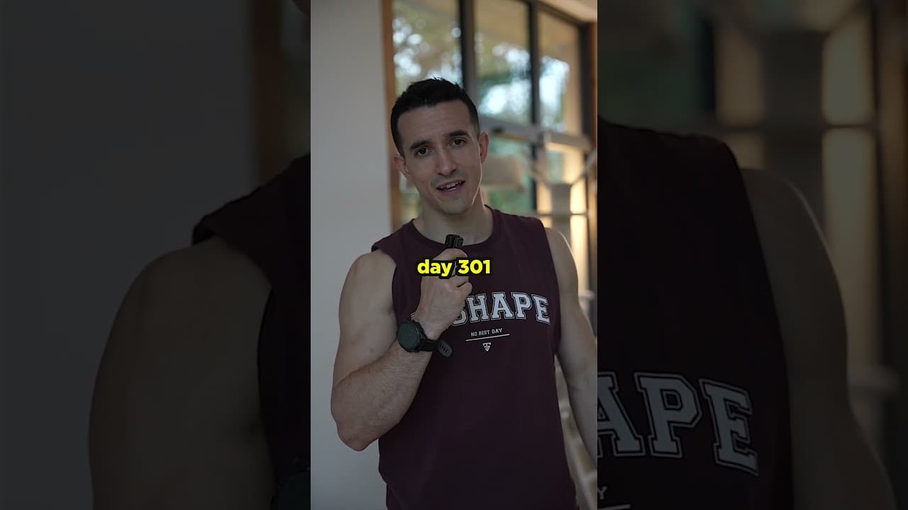 Day 300/365 one more push-up everyday for a whole year !! 🔥