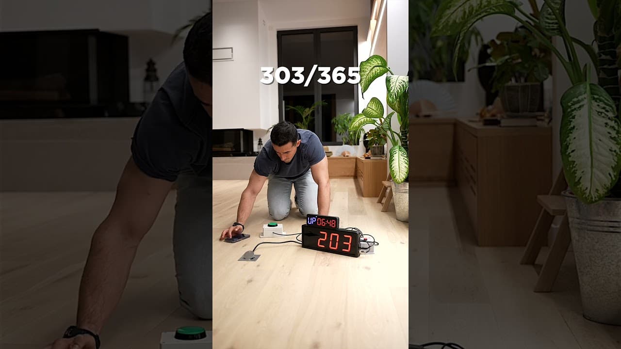 Day 303/365 one more push-up everyday for a whole year !! 😱